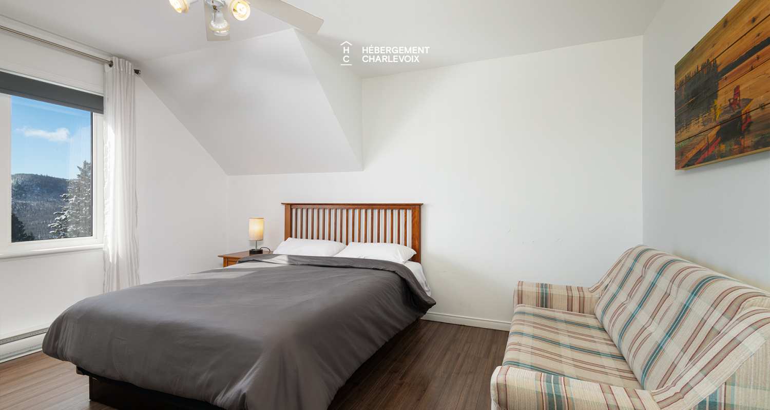 ATM-279 - Inviting Villa with breathaking views: Perfect for gatherings and exploring beautiful Charlevoix!